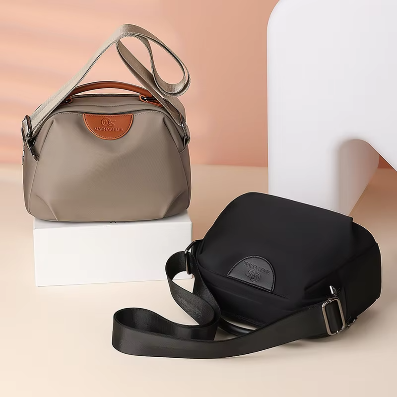 Nylon Cloth Shoulder Bag image